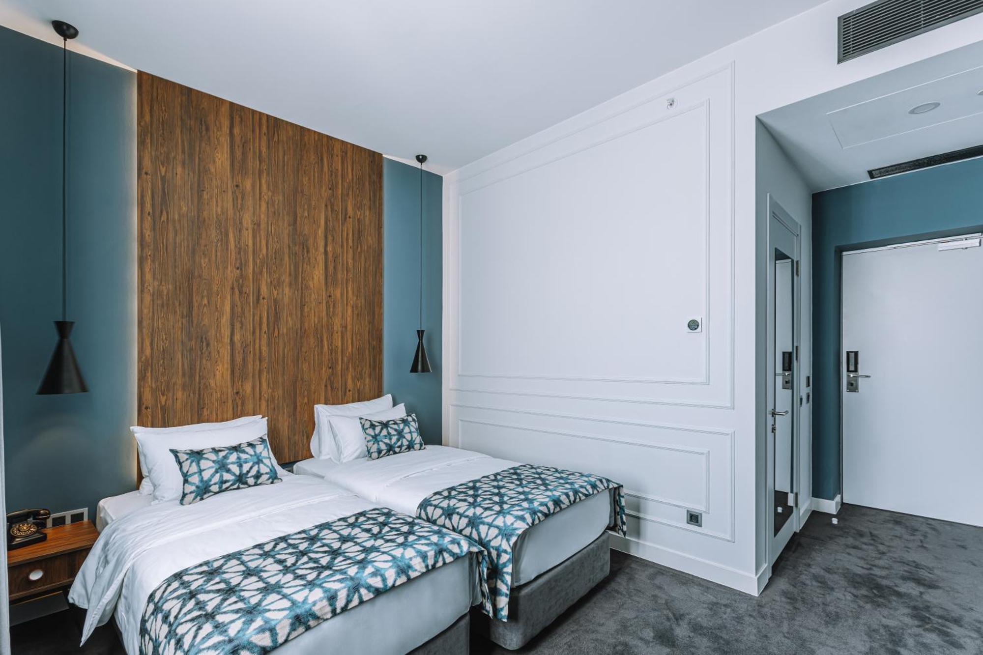 Hotel Twenties Tbilisi - Stay & Dine 외부 사진