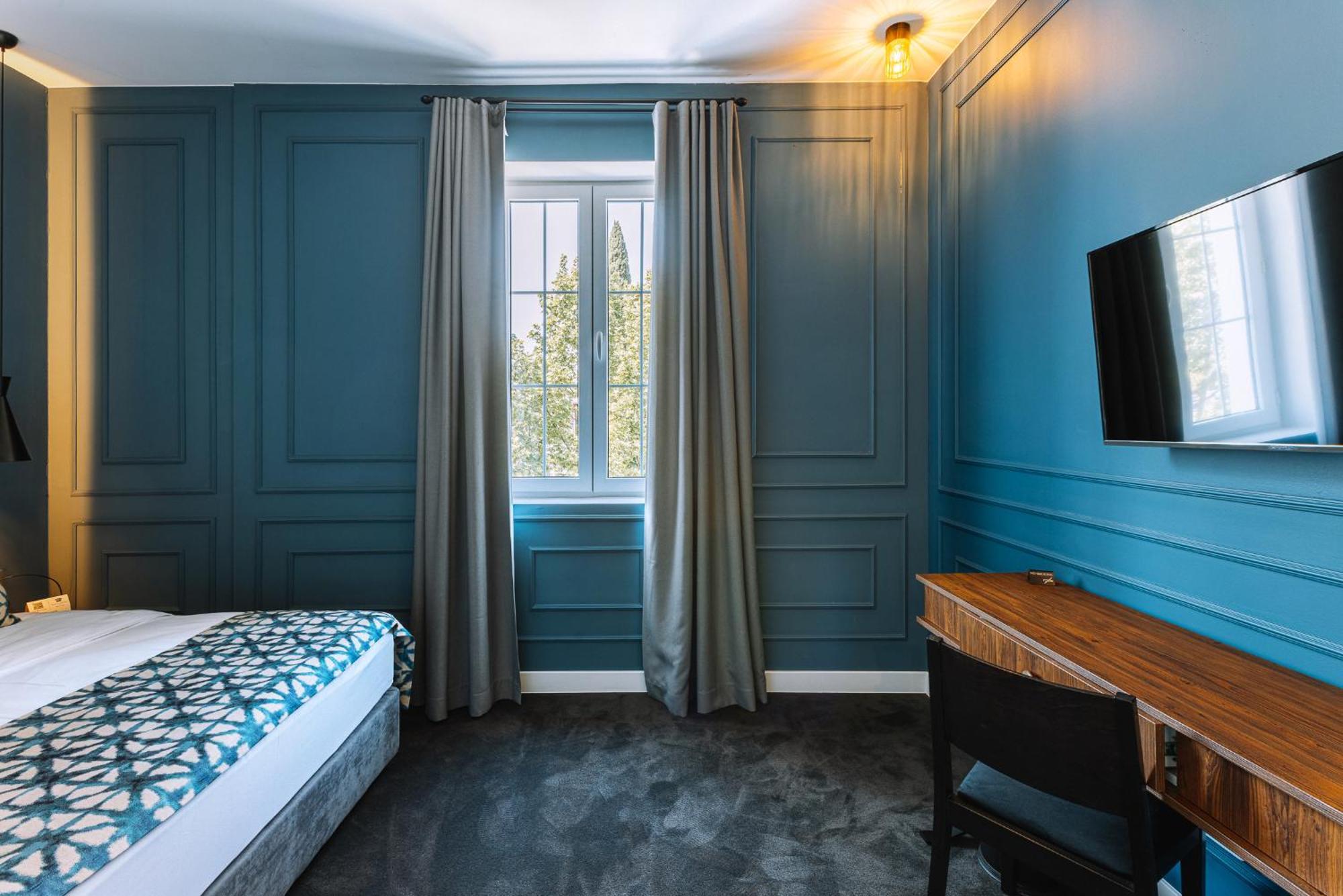 Hotel Twenties Tbilisi - Stay & Dine 외부 사진