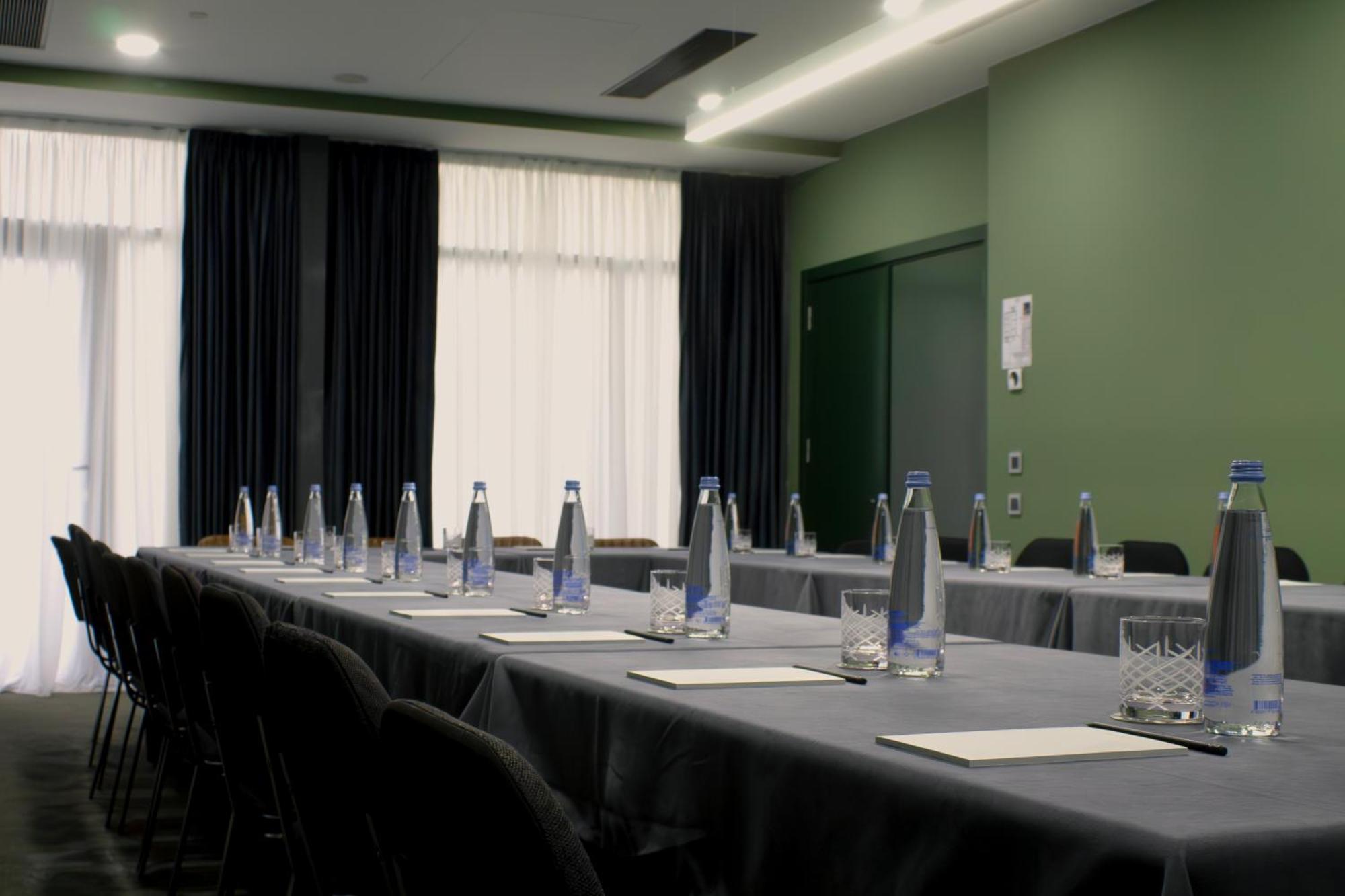 Hotel Twenties Tbilisi - Stay & Dine 외부 사진